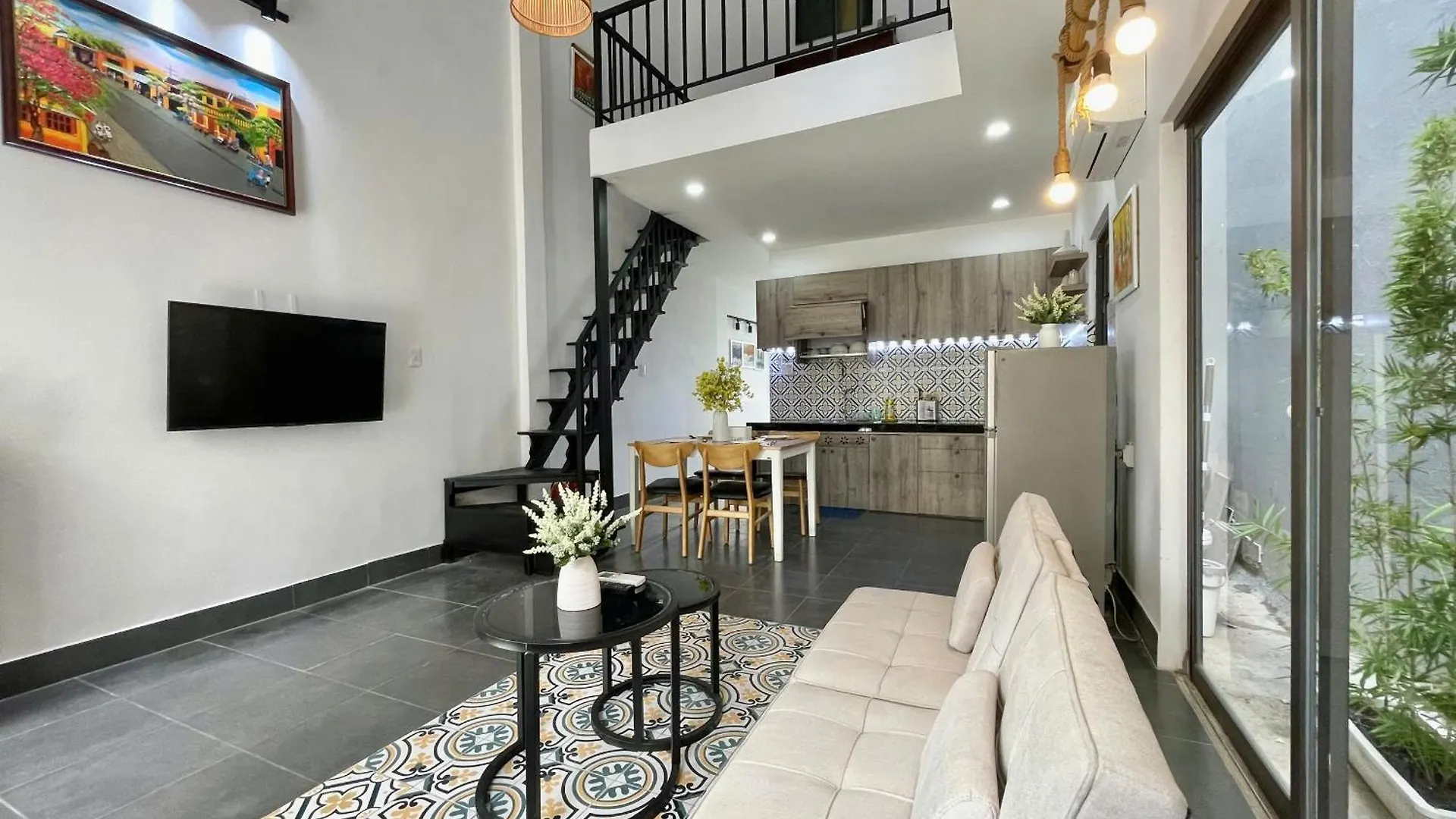Relaxing Beachfront Home Da Nang, Netlfix, Private 0*,  Vietnam
