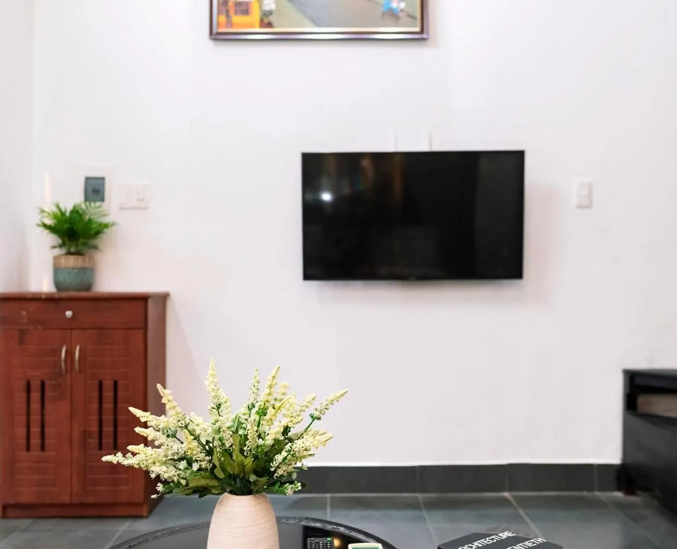 Relaxing Beachfront Home Da Nang, Netlfix, Private